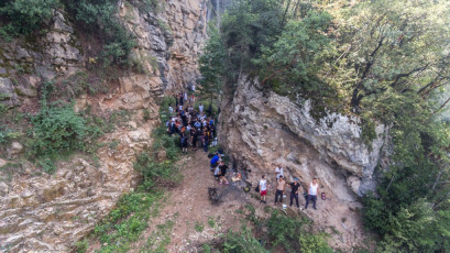 Hassa Şarlayan (Şarlağan) Şelalesi