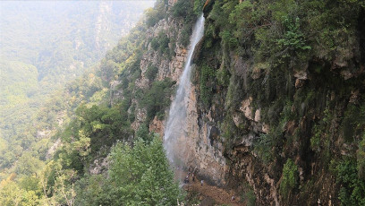 Hassa Şarlayan (Şarlağan) Şelalesi