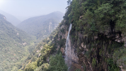 Hassa Şarlayan (Şarlağan) Şelalesi