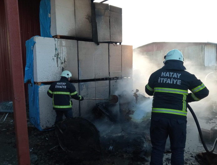 Aktepe’de Yangın Aktepe’de Yangın