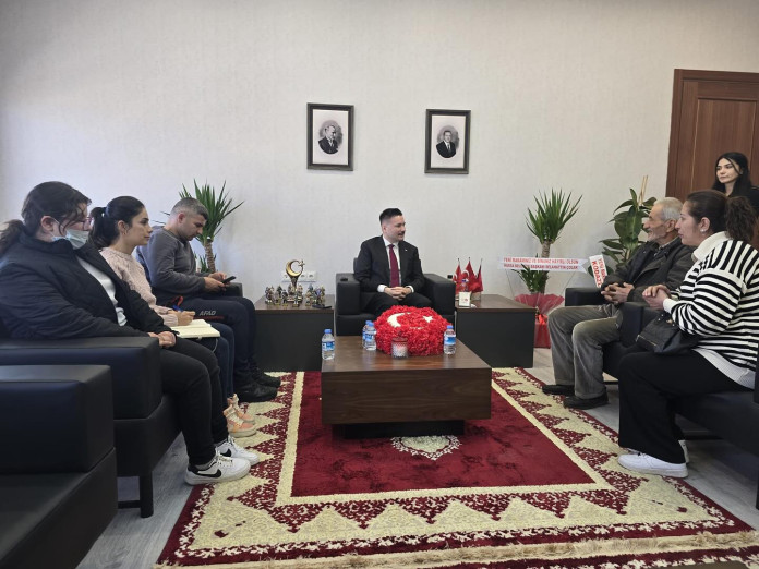 Kaymakam Acar Halkın Dertlerini Dinledi Kaymakam Acar Halkın Dertlerini Dinledi