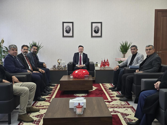 Aktepe Mahallesindeki Kayıboyu Mezarları Turizme Kazandırılıyor Aktepe Mahallesindeki Kayıboyu Mezarları Turizme Kazandırılıyor