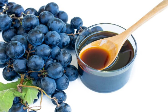 Sağlık Deposu: Üzüm Pekmezi Sağlık Deposu: Üzüm Pekmezi