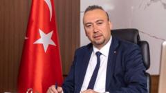 CHP Özkan Yalım’ın ifadesini yalanladı: ‘Delegelerin çocuklarından hiçbiri belediyelerde işe başlamadı’ CHP Özkan Yalım’ın ifadesini yalanladı: ‘Delegelerin çocuklarından hiçbiri belediyelerde işe başlamadı’