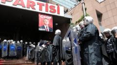 CHP Genel Merkezi’ne polis baskınında neler yaşandı? CHP Genel Merkezi’ne polis baskınında neler yaşandı?