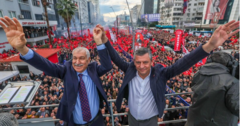 Özgür Özel liderliğindeki yeni partiye ne tepki geldi? Özgür Özel liderliğindeki yeni partiye ne tepki geldi?